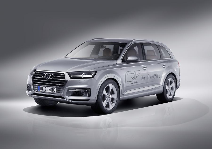  Audi Q7 e-tron TDI Quattro (4M) 2016 года  (WW) (фото 1 из 33)